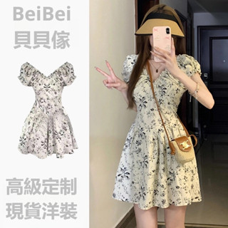碎花洋裝 法式洋裝 方領連衣裙 蓬蓬裙 公主連衣裙 甜美氣質 溫柔連身裙 細肩帶洋裝 法式洋裝 小洋裝 短裙洋裝
