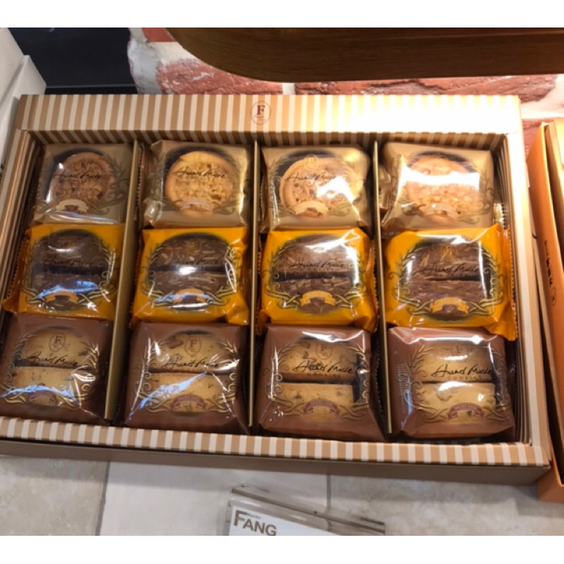 代購🥰方師傅 招牌手工餅乾 三合一禮盒（12小包）高雄伴手禮