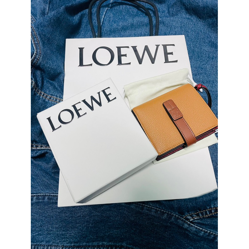 (二手）LOEWE錢包-小牛皮8卡短夾