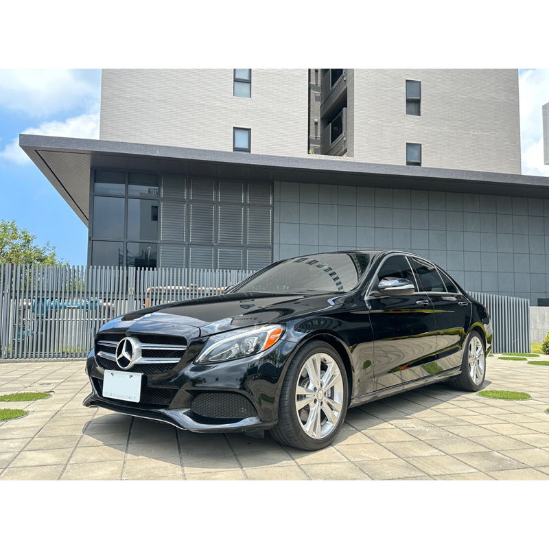 2015 BENZ w205 C300 sedan 基本滿 電尾門