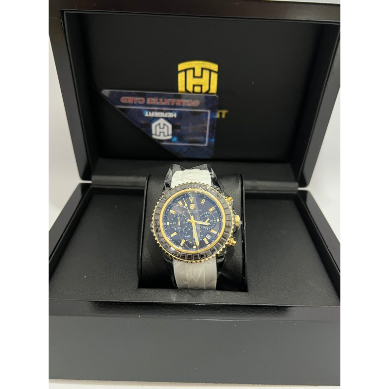 『正版專櫃』全新半價出售Herbert經典水鬼矽膠男士腕錶-白矽膠錶帶 HB0324G