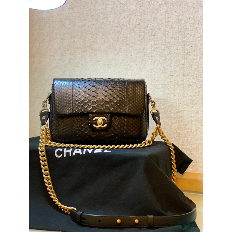 Chanel 絕版品 蛇皮coco 24cm
