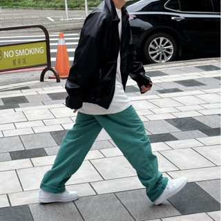 ［現貨］韓國 青綠色顯瘦闊腿牛仔褲 寬褲 直筒 牛仔長褲 淺綠亮色 男生 正韓