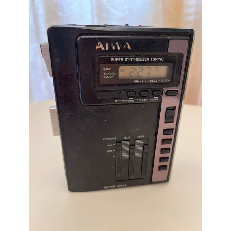 懷舊老物件：Aiwa hs-t50 錄音帶隨身聽