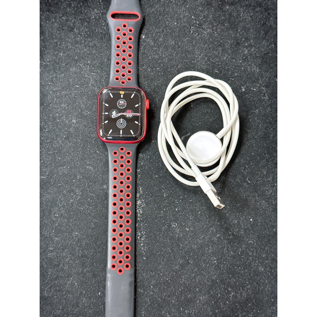 【直購價:4,500元】Apple Watch Series 6 44mm GPS 紅色鋁金屬 (8.5成新)