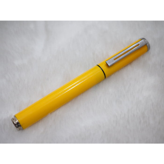 B759 美國西華製 Award 黃色鋼珠筆(7成新)(粗桿)