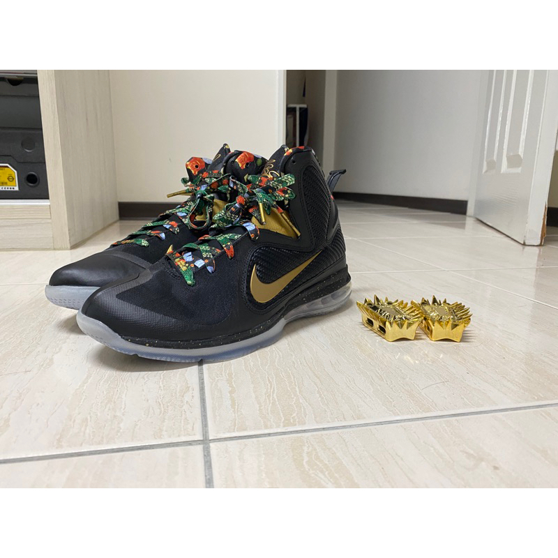 Nike LeBron 9 retro watch the throne