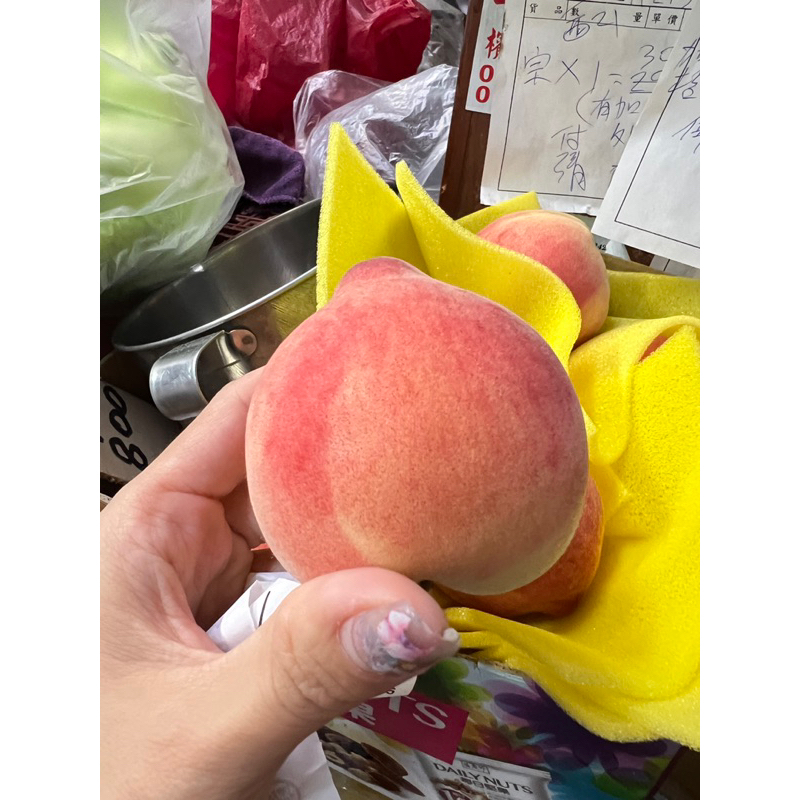極品採收-紅金水蜜桃🍑-水蜜桃🍑香甜爆汁