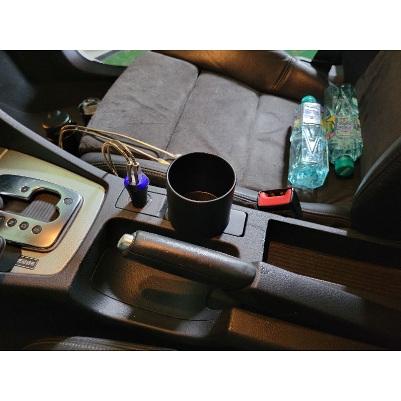 杯架New cup holder for audi A4 B6 B7 A3 8P 8PA