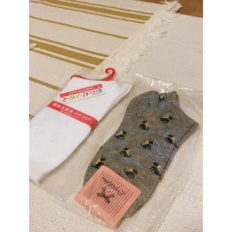 超美日本百貨帶回襪子 僅各一雙 23-25cm 兩指襪 傳統紅花 櫻花襪 一般襪 貓咪襪