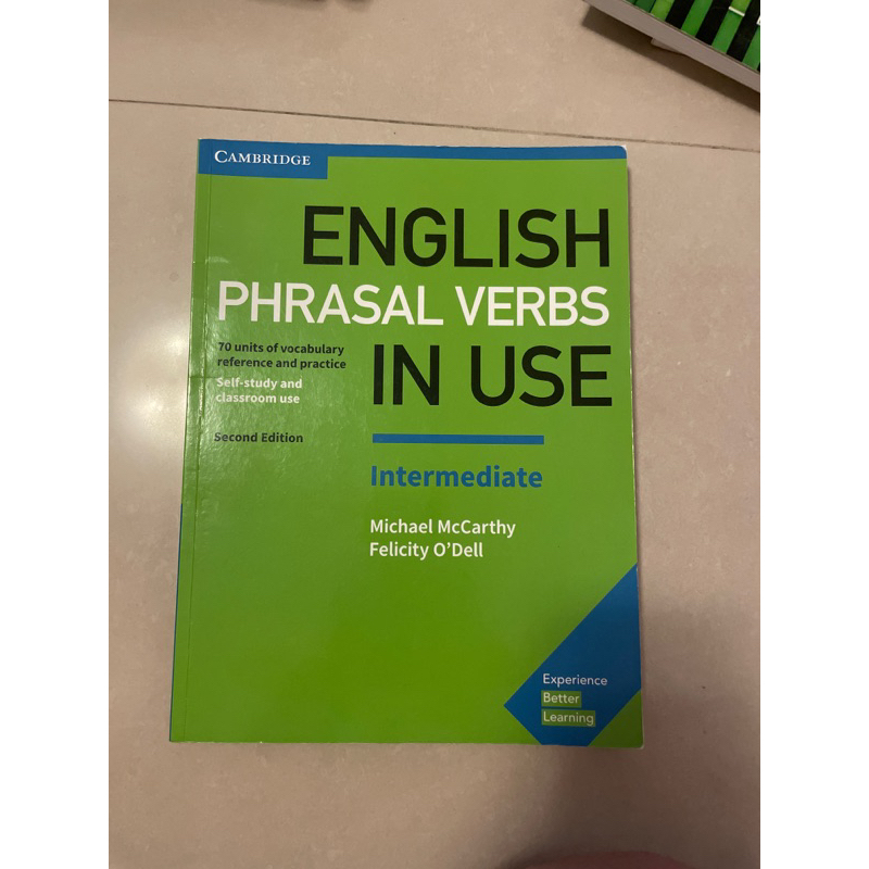 英文動詞片語專用用書 文藻外語大學指定用書 English Phrasal verbs In use