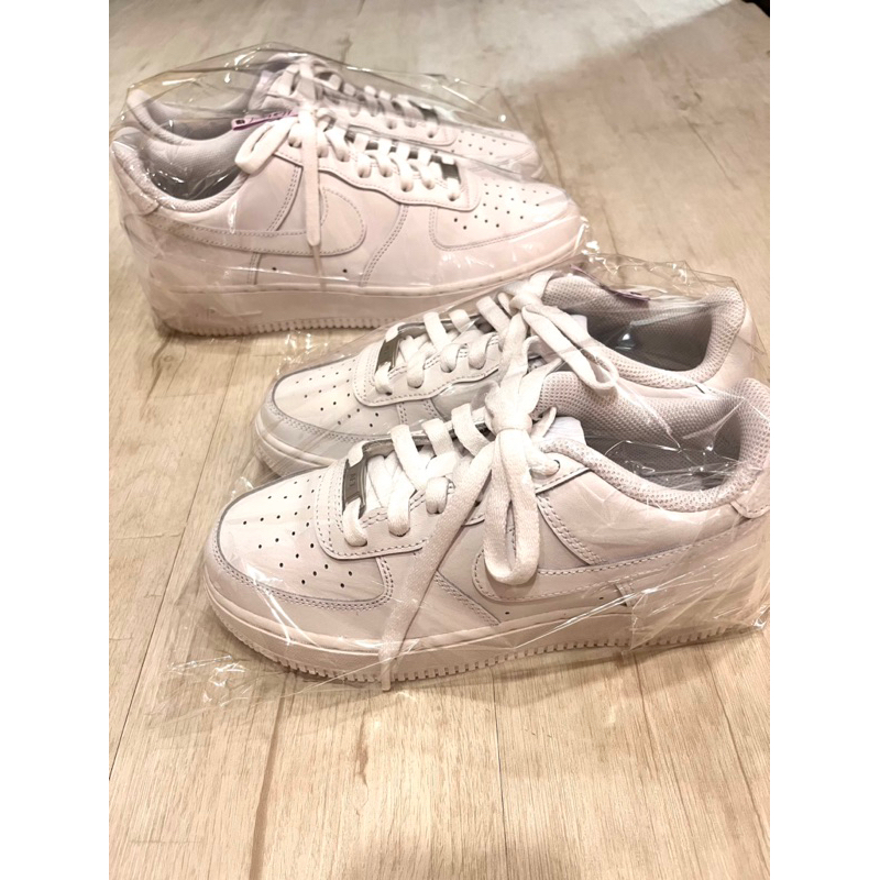 NIKE 耐吉 全白Air Force 1 GS鐵牌 男女情侶鞋 經典 皮革 簡約 球鞋 穿搭 全白 白鞋休閒鞋