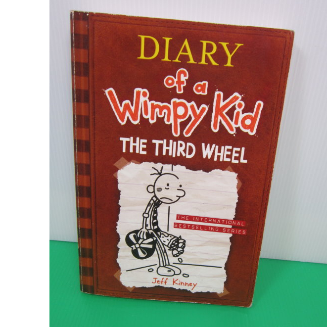「二手書」Diary of a Wimpy Kid 7: The Third Wheel  遜咖日記 7：變調的情人節