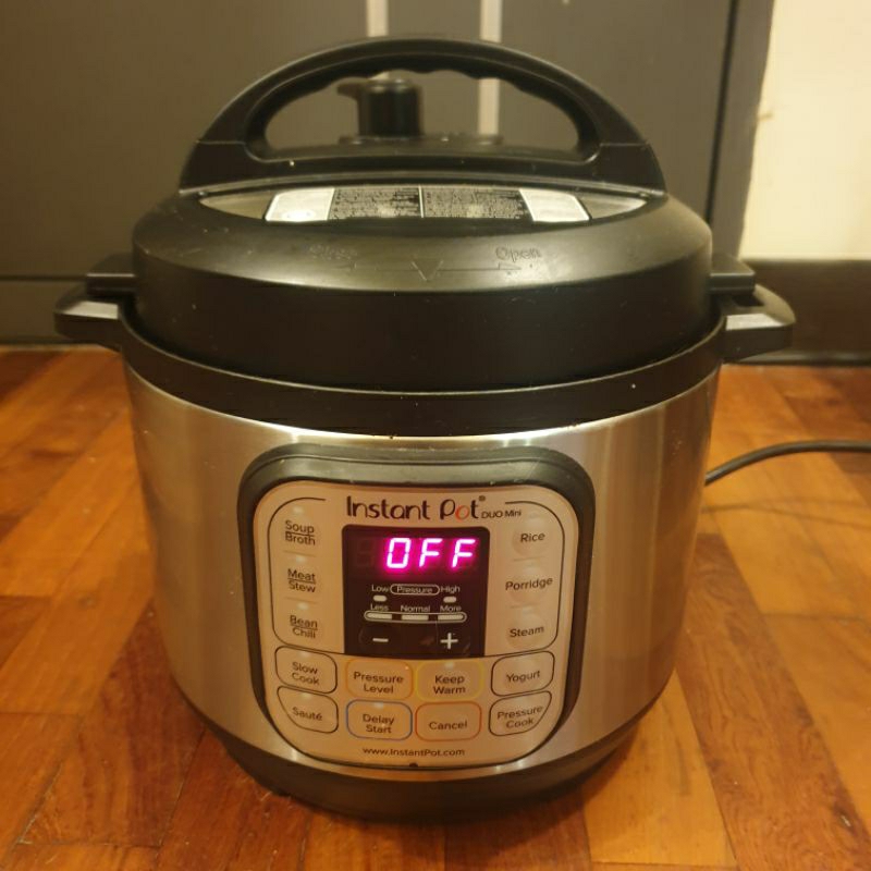 Instant Pot 美國好市多九合一萬用鍋（二手）