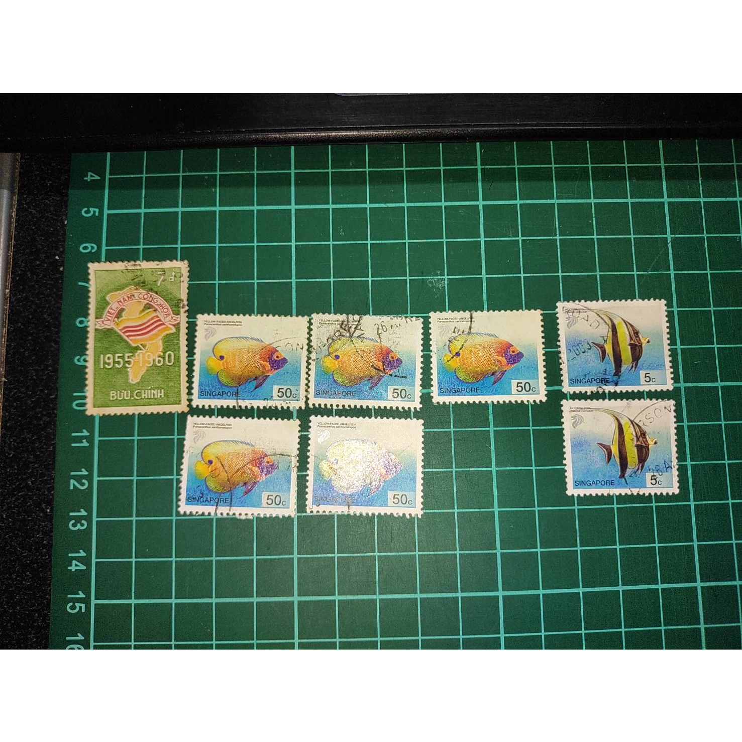 越南新加坡郵票舊票共八張