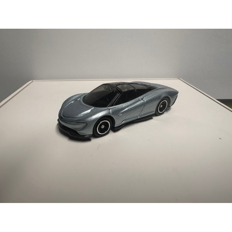 McLaren Speedtail (TOMICA) 1/64