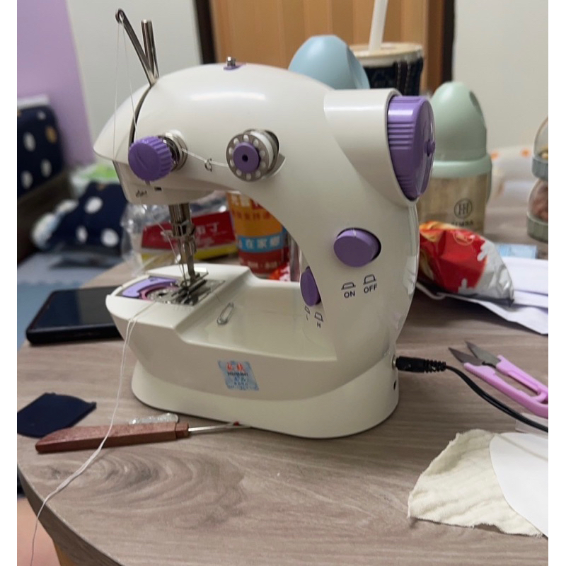 【ENNE】 二手多功能家庭式迷你縫紉機.使用過一次！