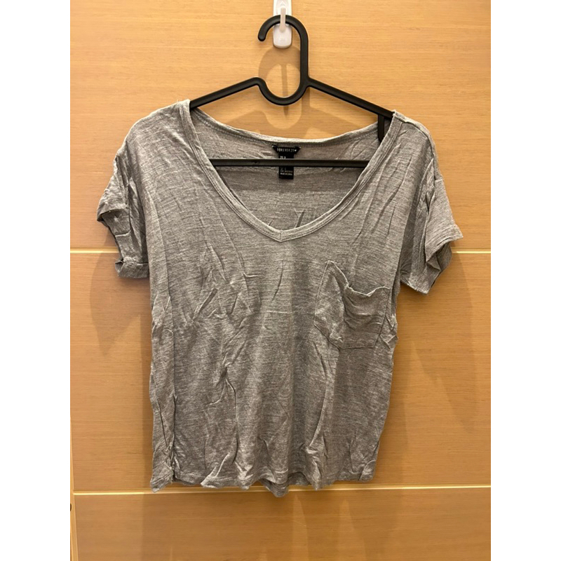 Forever21 女 灰色短版寬鬆口袋造型短袖v領上衣T-Shirt