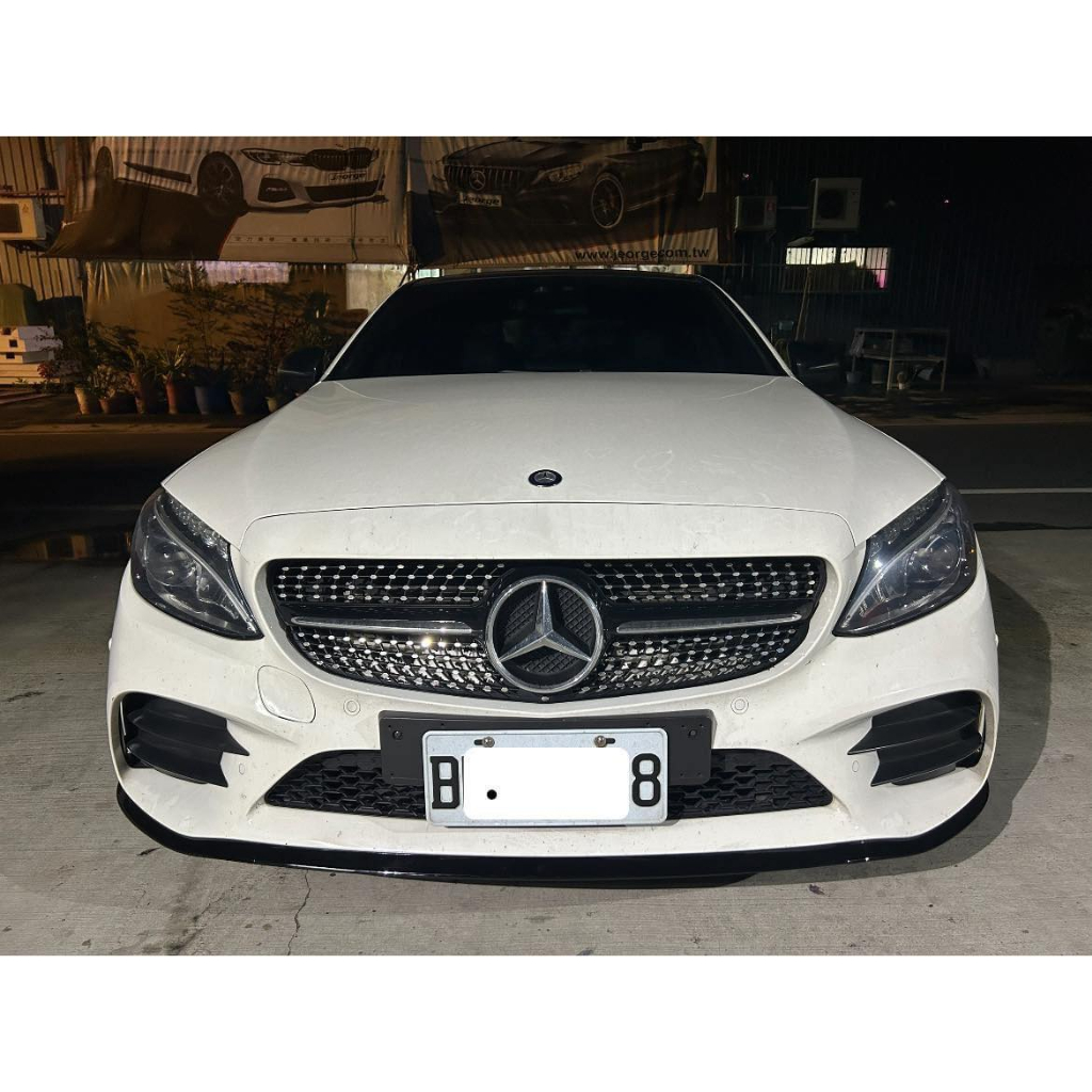 賓士 Benz W205小改後前下巴 C250前擾流 C300亮黑前下巴 C43前唇下巴