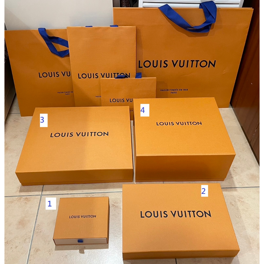 專櫃Louis Vuitton LV紙盒包裝盒附小卡藍色緞帶紙袋