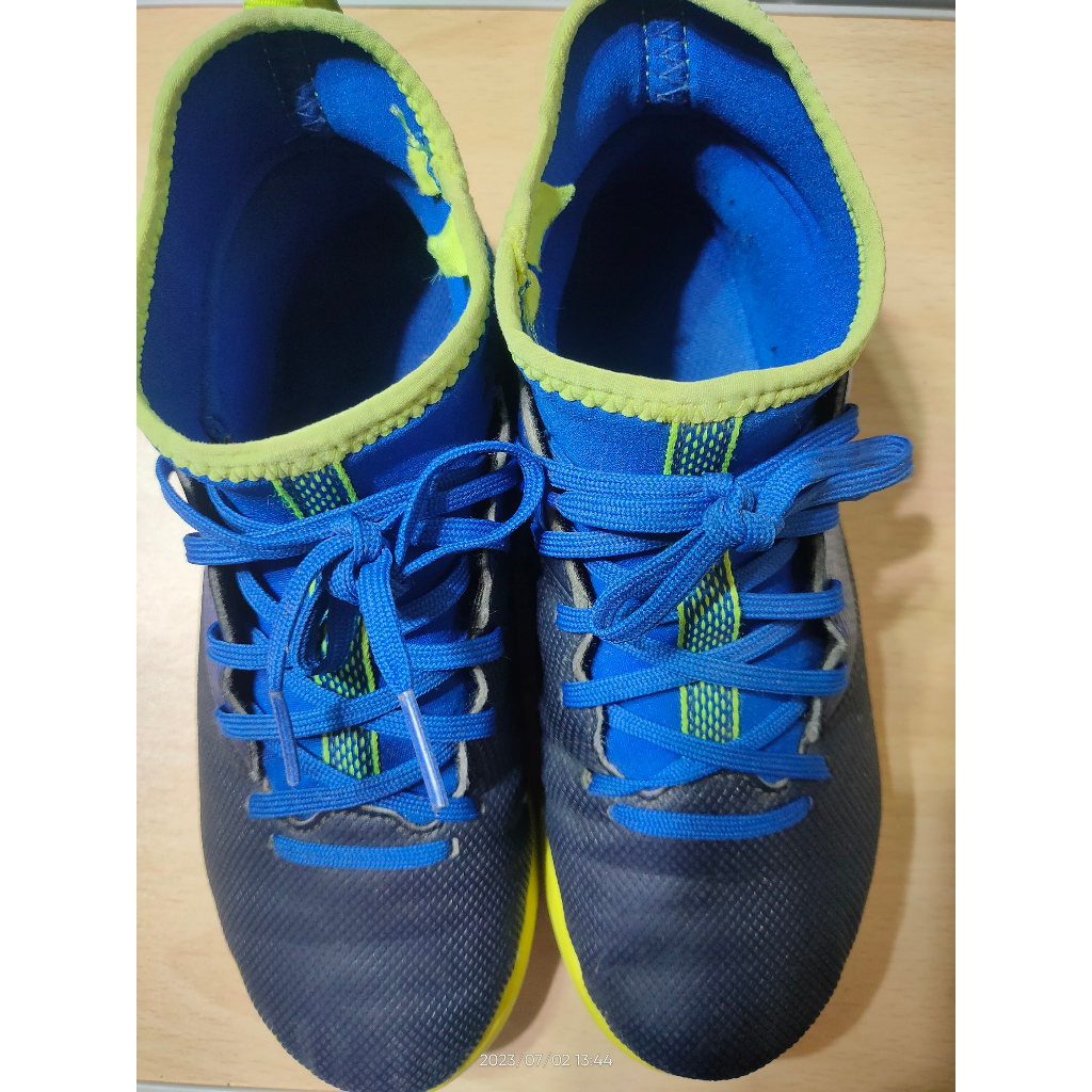 迪卡儂兒童款硬地足球鞋(二手)歐碼EU34  21.5cm