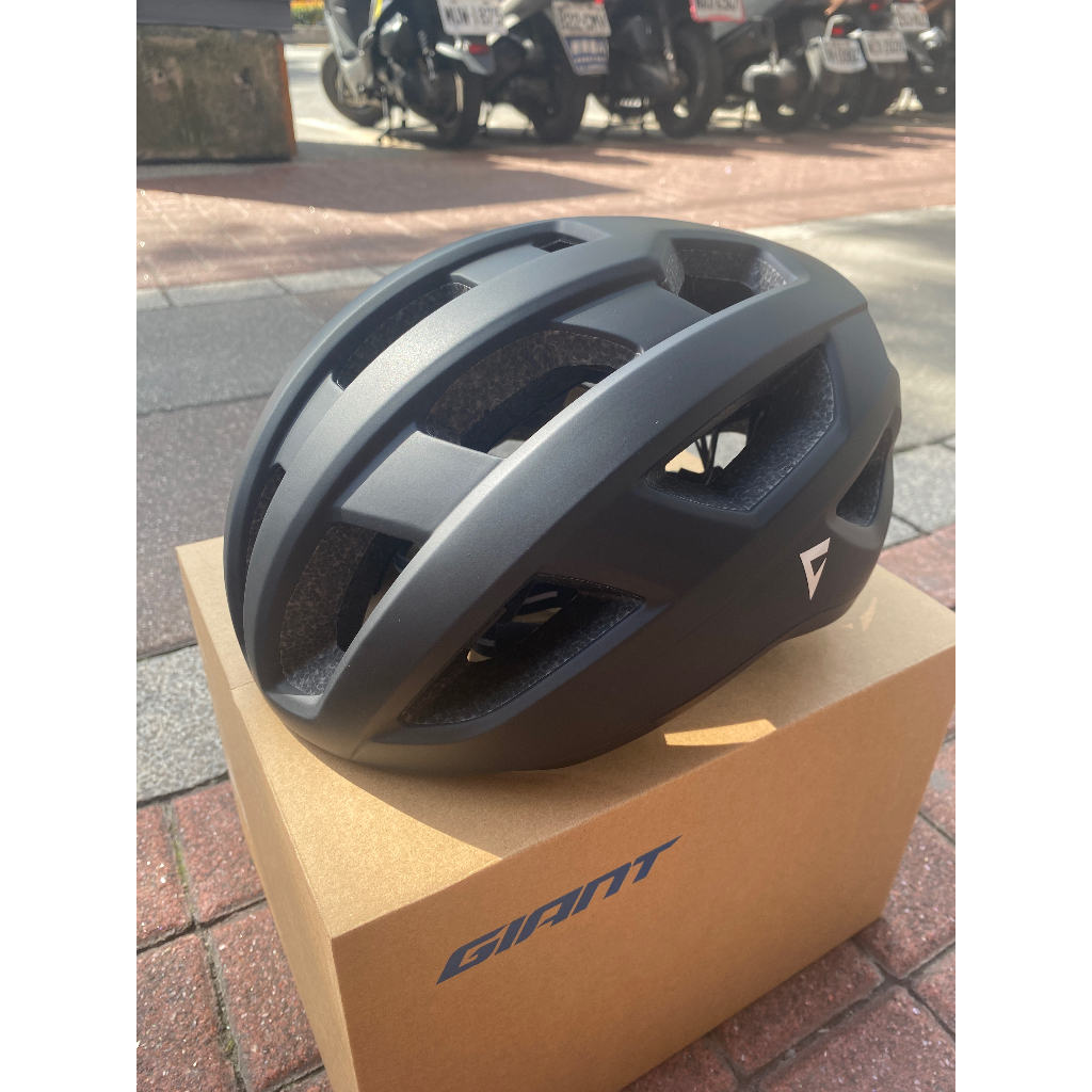 (騎蜂單車) 分期 捷安特 新款 GIANT MERCURY 輕量自行車安全帽 單車安全帽 消光黑