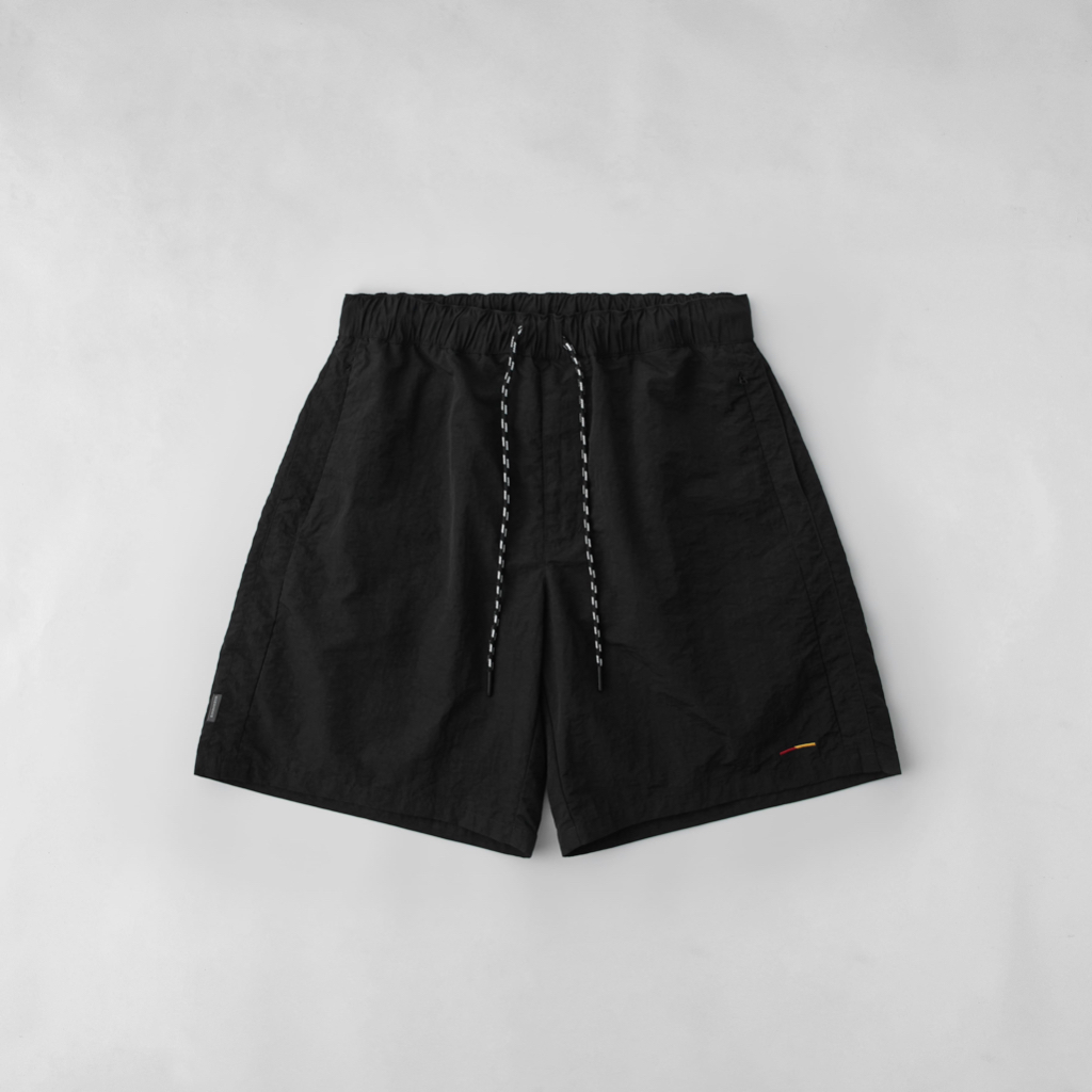 NICESUNDAYS Summer Nylon Shorts / Black 短褲 膝上褲 尼龍 海灘褲 王信凱 黑色