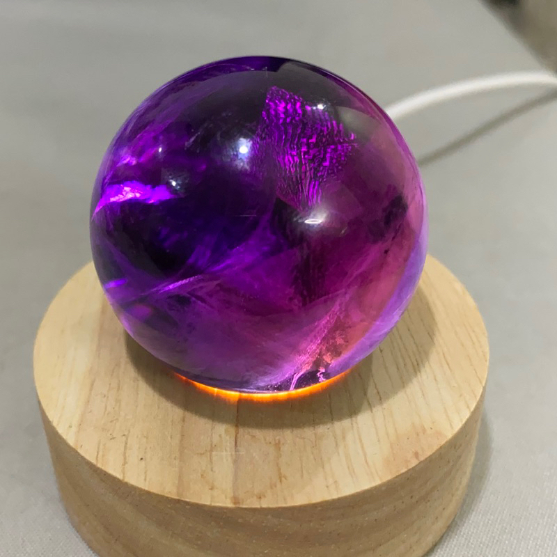 烏拉圭帝王紫紫水晶球直徑4.1公分