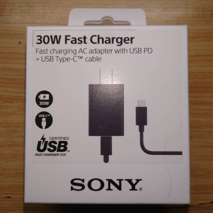 [Sony][原廠全新] XQZ-UC1 30瓦Fast Charger