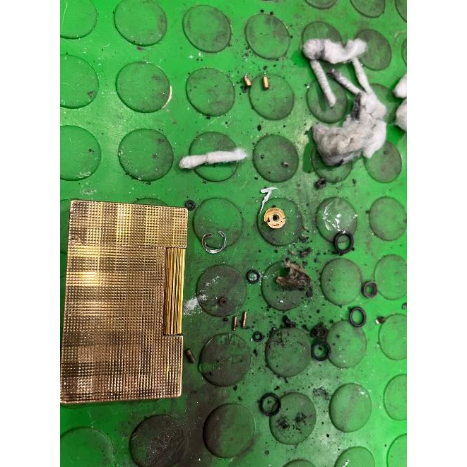 都彭打火機整粒保養1500+原廠12K色瓦斯螺絲650+大小火螺絲650+兩組瓦斯火石580 yo*******維修取回