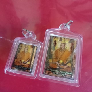 (好友佛寶)2565 龍婆痕 Lp Hen 法壇坐姿自身 入銀符管寶石聖料Locket