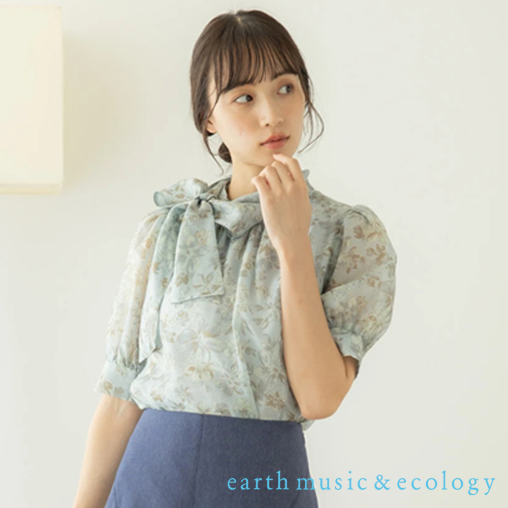 earth music&amp;ecology 可拆綁結領帶微透花朵圖案泡泡袖上衣(1M33L0C0400)