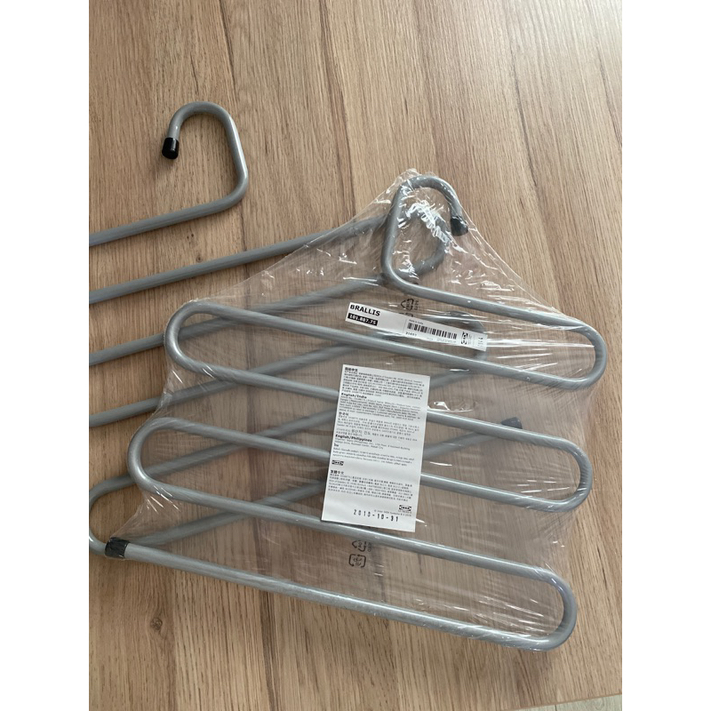 IKEA - BRALLIS厚實鋼質 銀色多層褲架/衣架
