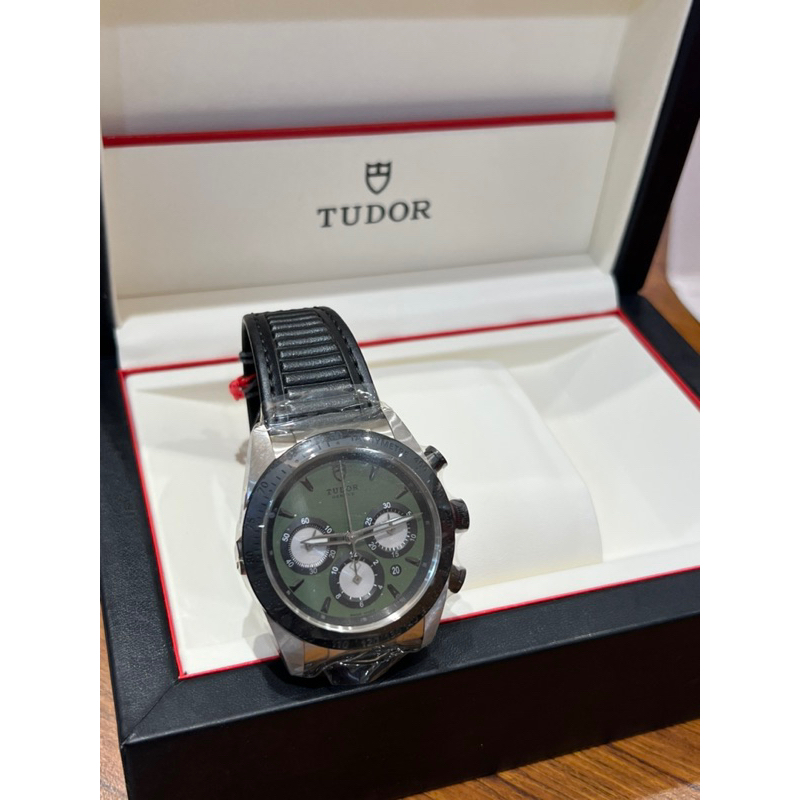 全新 帝舵Tudor 42010N橄欖綠 熊貓機械錶