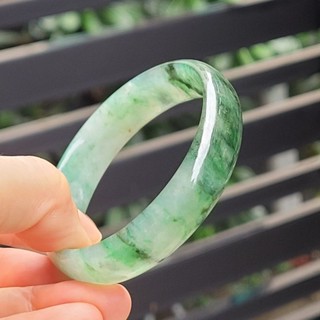 嗨，寶貝銀飾珠寶* 緬甸玉A貨 翡翠飾品☆保證A貨 水頭好 玉質細膩 冰種老辣綠 橢圓形 貴妃翡翠手鐲