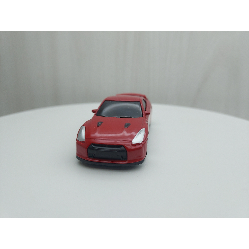 全新盒裝~1:64~日產NISSAN GT-R(R35) 紅色黑窗合金模型車玩具小汽車兒童禮物