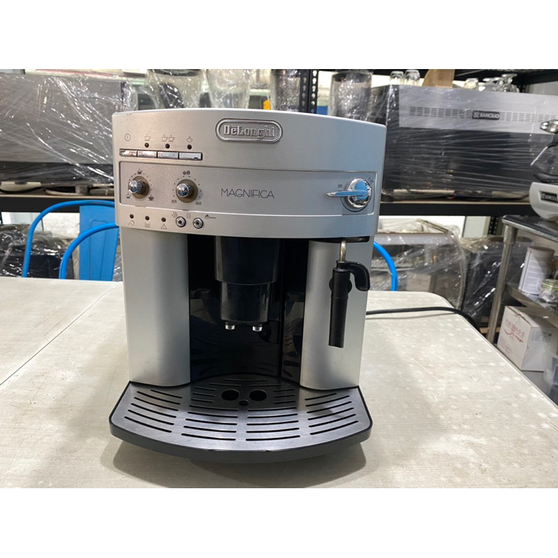 Delonghi ESAM3200全自動咖啡機