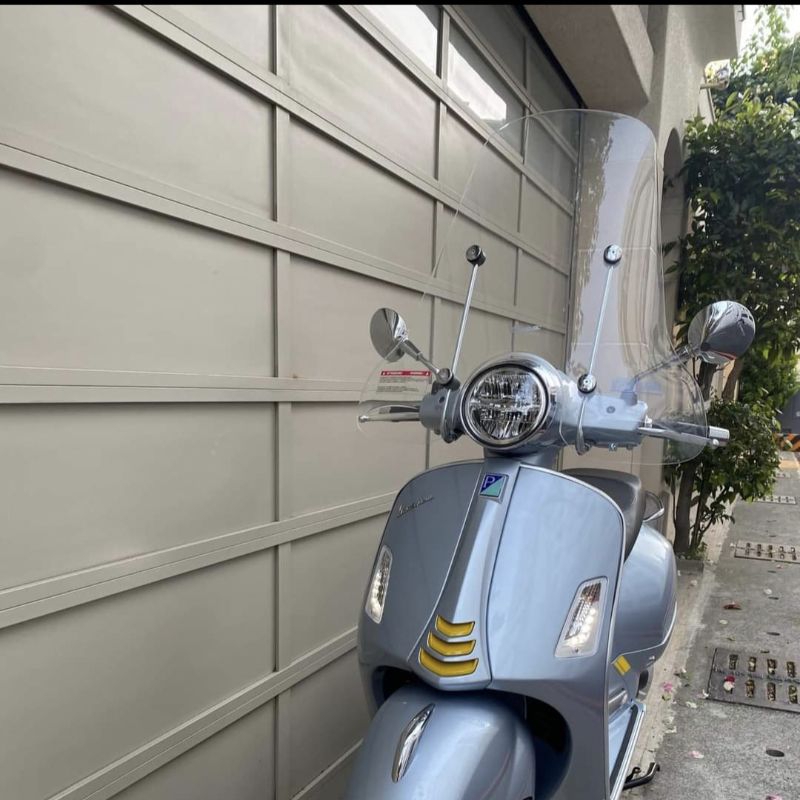 【白鐵材質 】Vespa 原廠風鏡  春天 衝刺  原廠大風鏡  125 150  LT LX  風檔 大風鏡白鐵螺絲飾