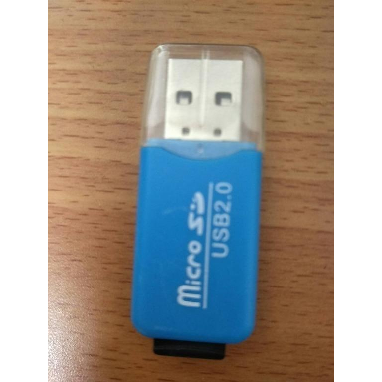 商品介紹 : 代售二手_128GB USB隨身碟 G-7949