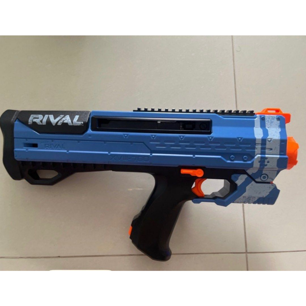 現貨可面交：二手希力歐斯NERF Rival Helios XVIII-700決彈系列，無改，無盒，紅，藍