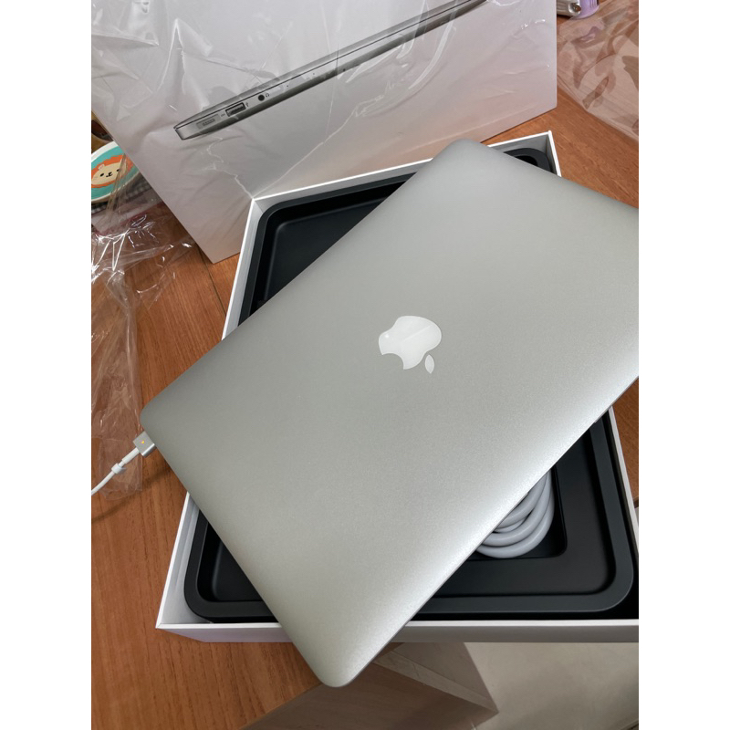 涵式二手 2017年上式Apple MacBook Air 13吋 i5 256G蘋果筆電二手（原廠充電器）9.9新