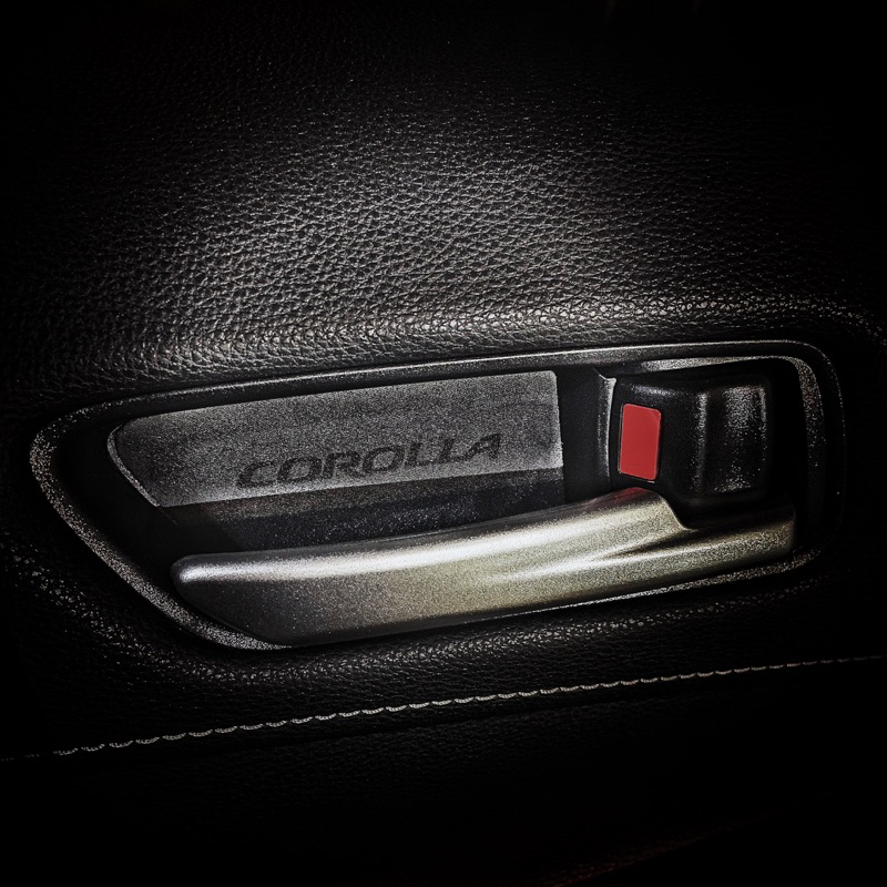 Corolla sport  auris 麂皮 內門碗貼 防刮門碗 門碗保護貼 內門 防刮片 內門把