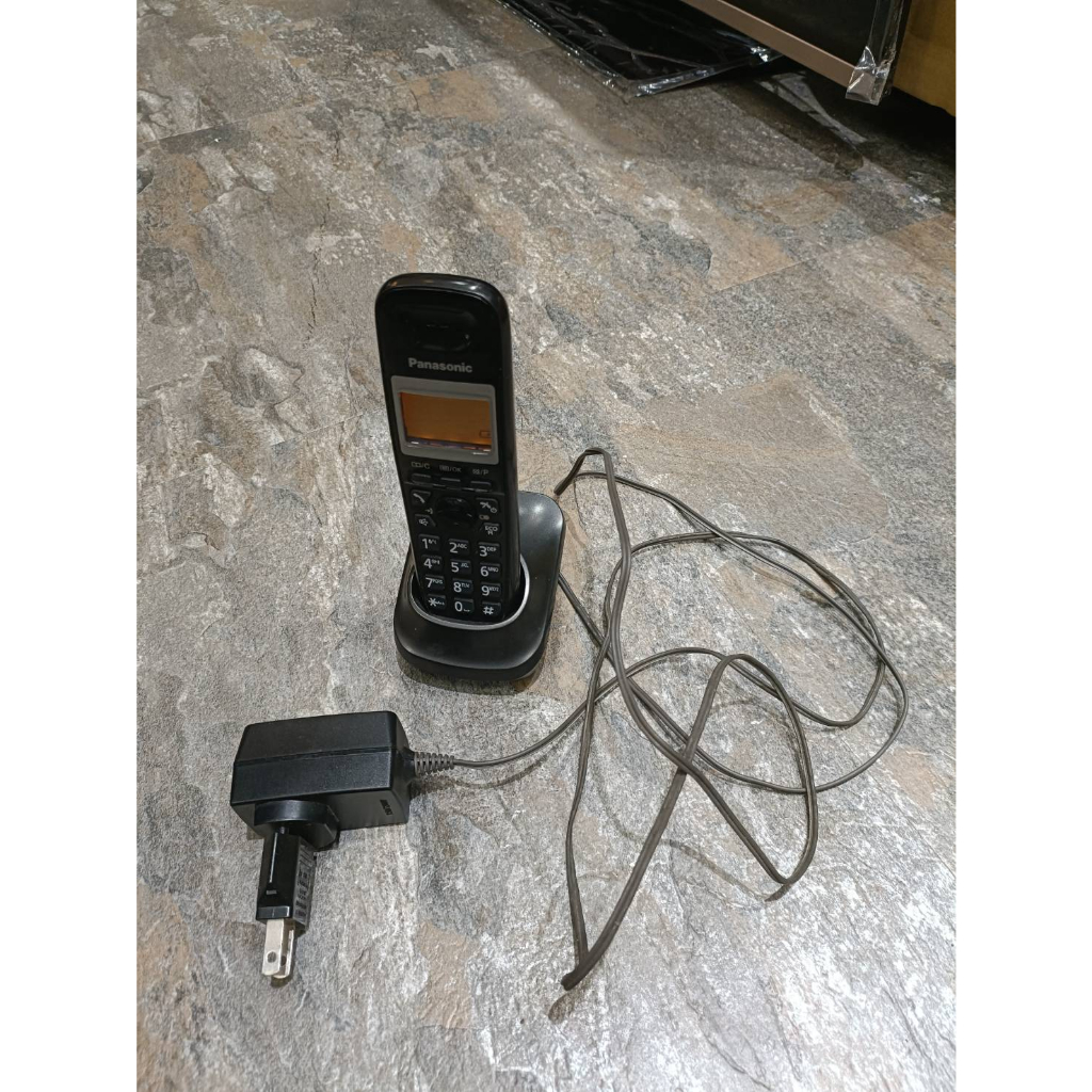 (原價千元)Panasonic 國際牌 KX-TGA681TWB 數位無線電話擴充用子機 (黑)二手良品