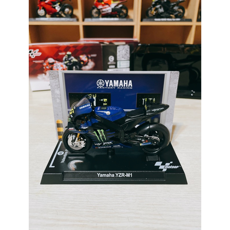 [原盒裝]7-11 世紀摩托車錦標賽 重機模型 模型車 motogp Rossi Yamaha YZR-M1 46