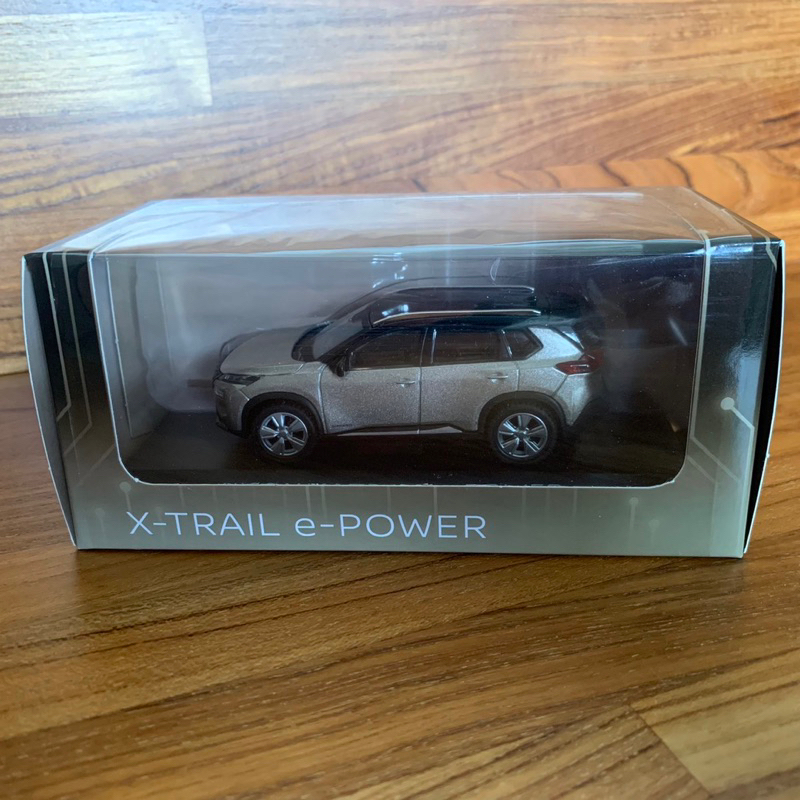 NISSAN X-TRAIL e-POWER 模型車1:43 全新盒裝
