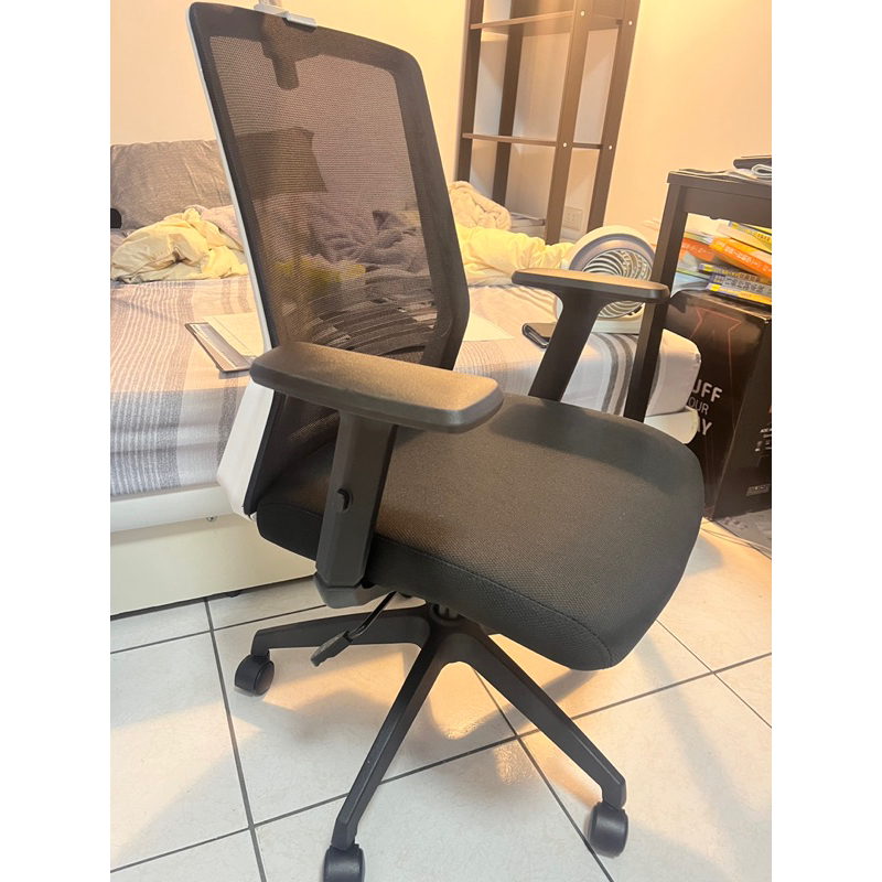 ARISTO 電腦椅