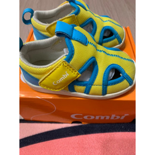 combi s1機能鞋/涼鞋不分男女款13.5cm商品如圖畢竟二手商品多少使用痕跡介意勿購