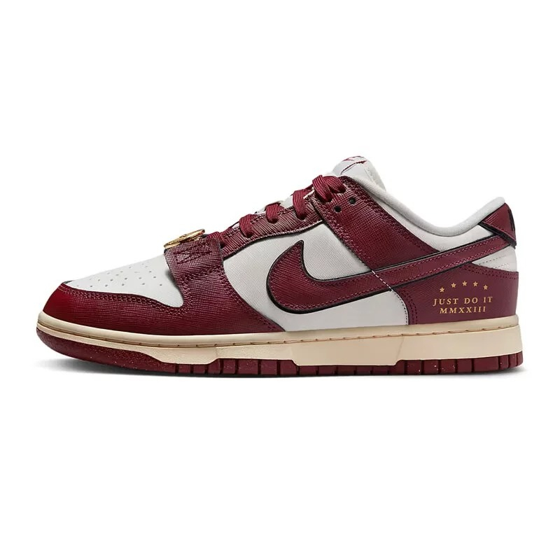 Nike Dunk Low "Just Do It" (W) 金牌酒紅 金屬 女鞋 DV1160-101