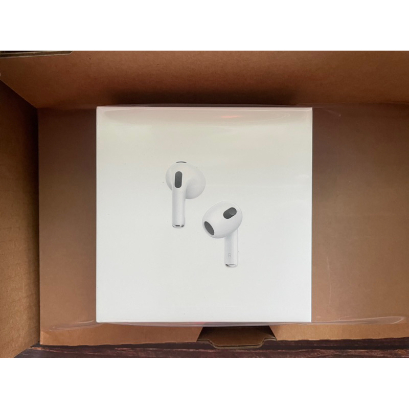 【愛咪雜貨小舖】AirPods3 藍芽耳機 第3代 搭配 Lightning 藍芽充電盒 正版公司原廠貨 全新未拆封