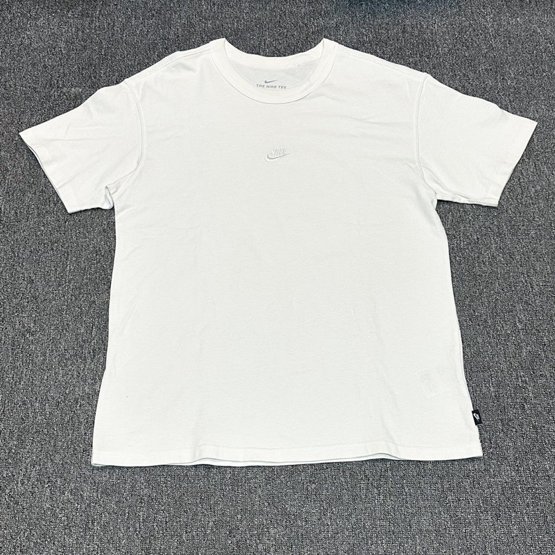 NIKE NSW LOGO Tee DB3194-100 尺寸 M